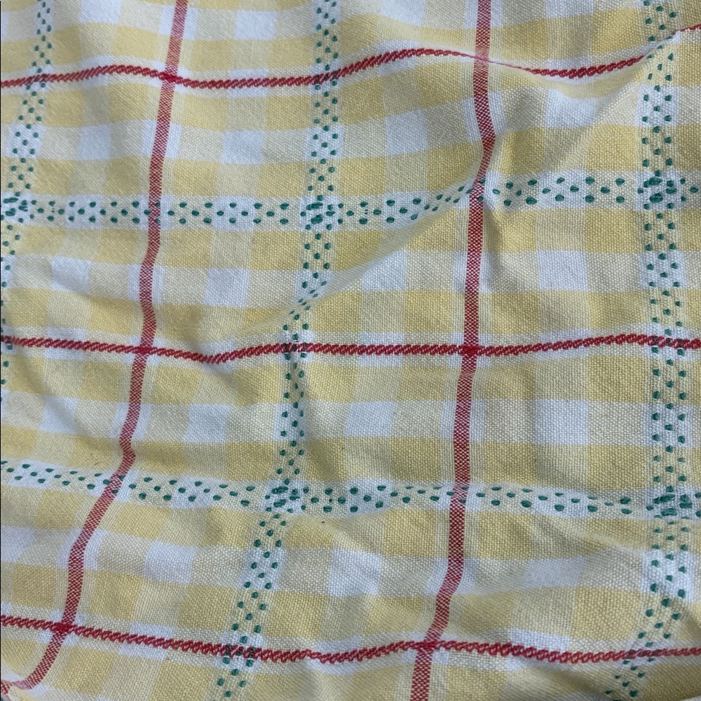Yellow Plaid Tablecloth - Picture 4 of 5